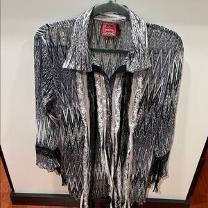 Simon Chang Black and White Zigzag Women's Button Down Shirt